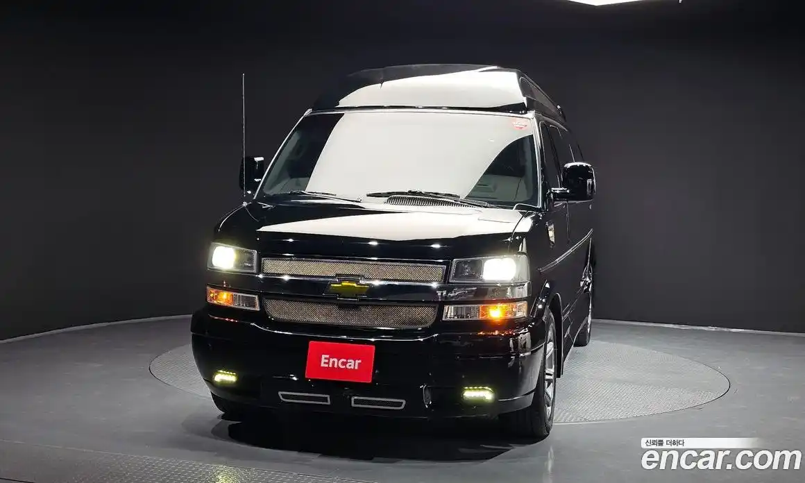 Chevrolet Express Van 2019 6.0 Автомат в Москве № 260498, фото 3