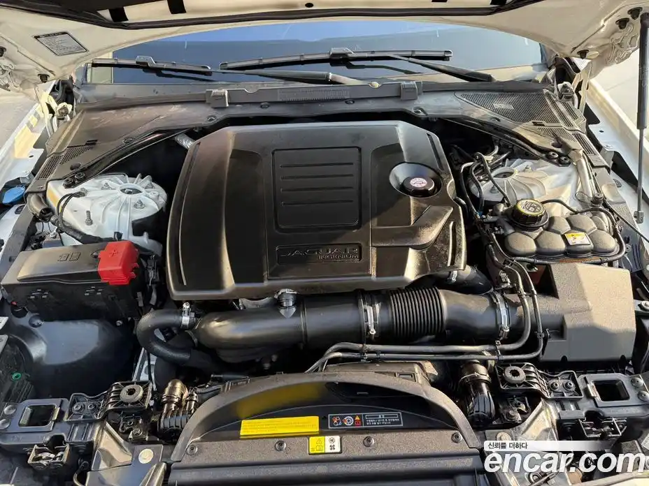 Jaguar XF 2018 2.0 Автомат в Москве № 268130, фото 12