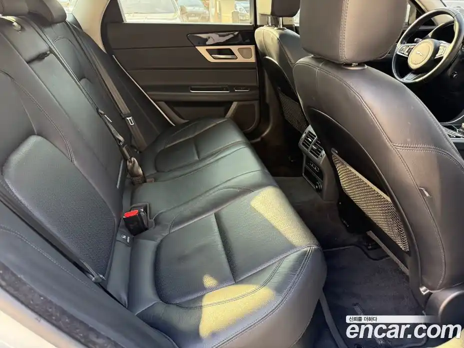 Jaguar XF 2018 2.0 Автомат в Москве № 268130, фото 5