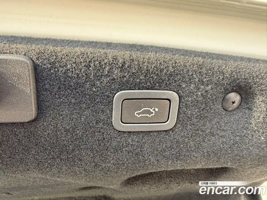 Jaguar XF 2018 2.0 Автомат в Москве № 268130, фото 9