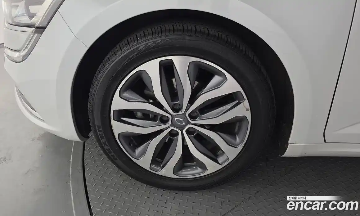 Renault SM6 2016 2.0 Автомат в Москве № 276619, фото 11