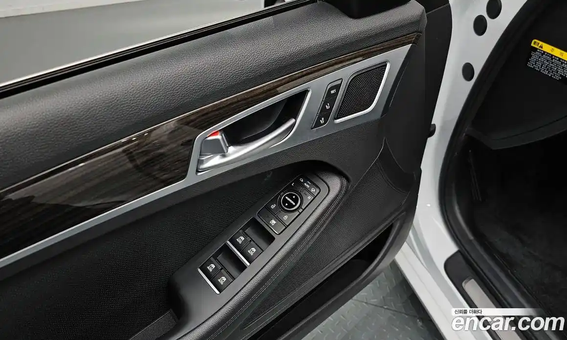 Genesis G80 2019 2.2 Автомат в Москве № 289820, фото 16