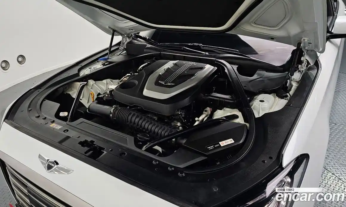 Genesis G80 2019 2.2 Автомат в Москве № 289820, фото 10