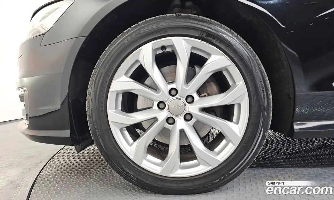 Audi A6 2016 2.0 Автомат в Москве № 293012, фото 4