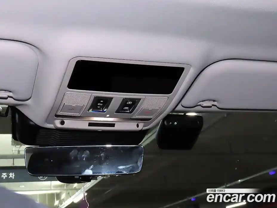 Land Rover Range-Rover Evoque 2025 2.0 Автомат в Москве № 297903, фото 14