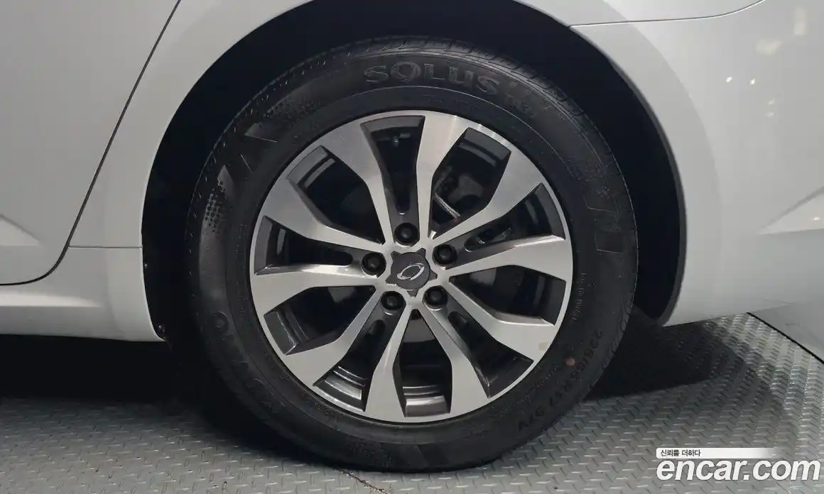 Renault SM6 2024 1.3 Автомат в Москве № 315897, фото 18