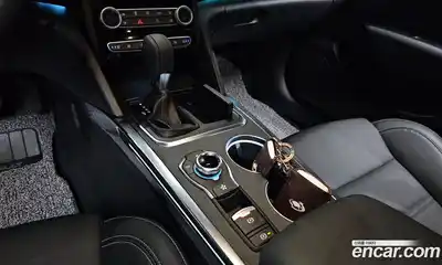 Renault SM6 2024 1.3 Автомат в Москве № 315897, миниатюра 6