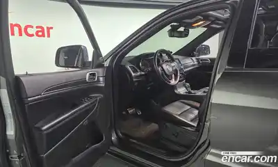 Jeep Cherokee 2019 3.6 Автомат в Москве № 318262, миниатюра 8