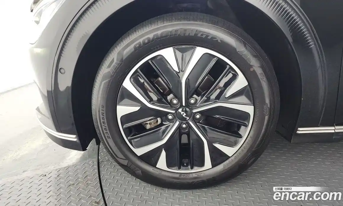 Kia EV6 2022 0.1 Автомат в Москве № 321886, фото 11