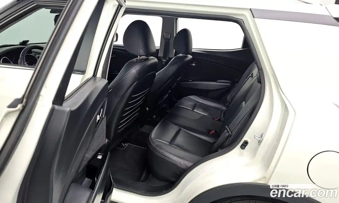 SsangYong TIBOLI 2017 1.6 Автомат в Москве № 324393, фото 14