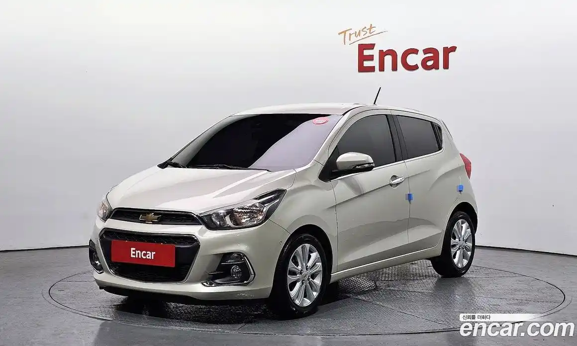Chevrolet Spark 2016 1.0 Автомат в Москве № 327250, фото 12