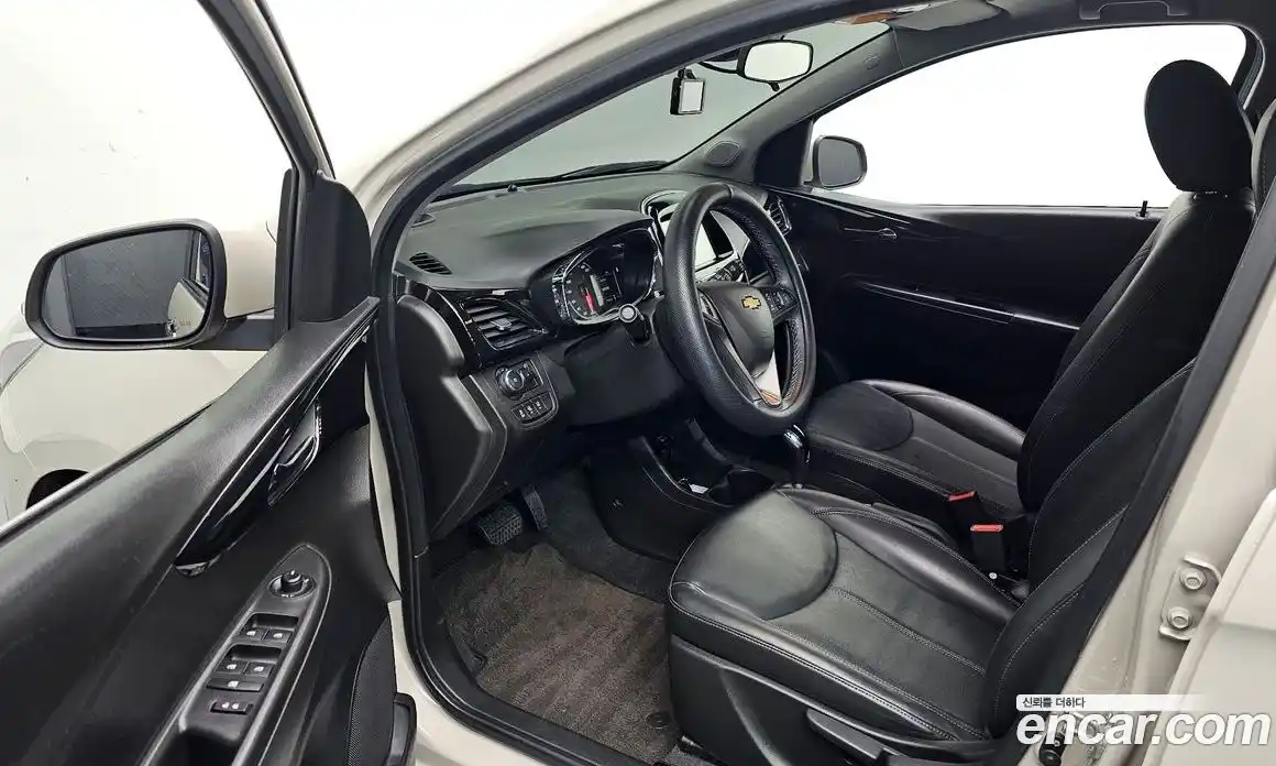 Chevrolet Spark 2016 1.0 Автомат в Москве № 327250, фото 19