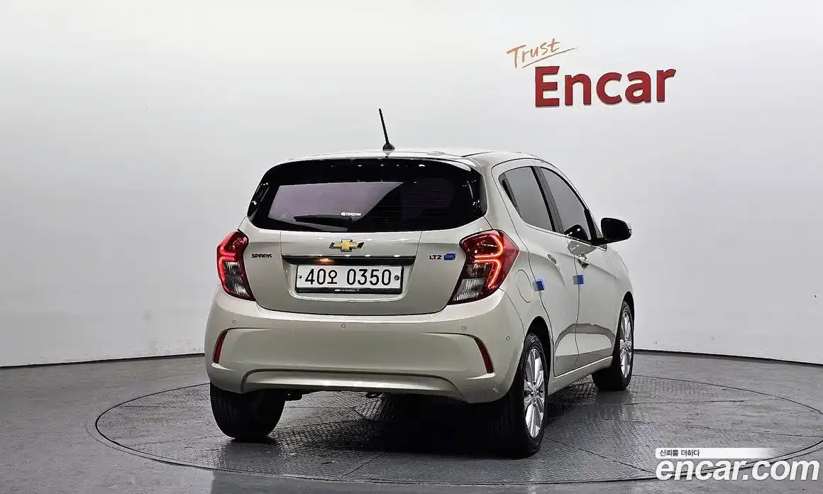 Chevrolet Spark 2016 1.0 Автомат в Москве № 327250, фото 4