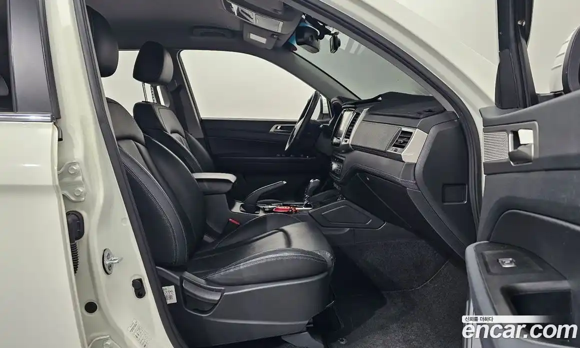 SsangYong Rexton 2018 2.2 Автомат в Москве № 33213, фото 17