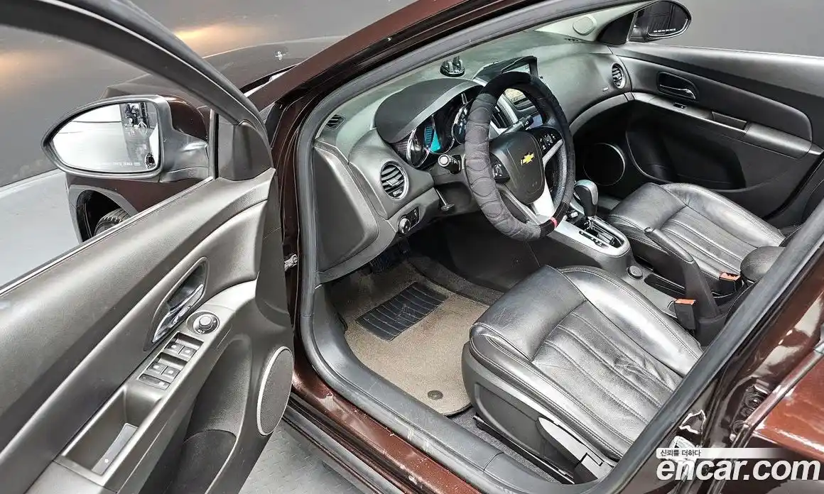 Chevrolet Cruze 2013 1.8 Автомат в Москве № 332615, фото 12