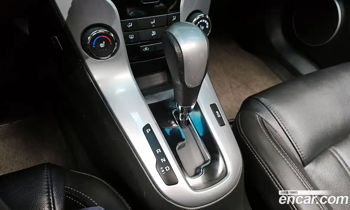 Chevrolet Cruze 2013 1.8 Автомат в Москве № 332615, фото 9