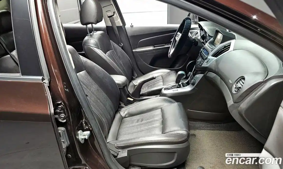 Chevrolet Cruze 2013 1.8 Автомат в Москве № 332615, фото 10