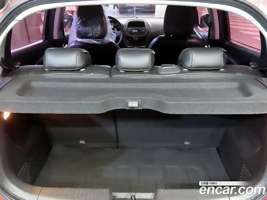 Chevrolet Spark 2019 1.0 Автомат в Москве № 333148, фото 16