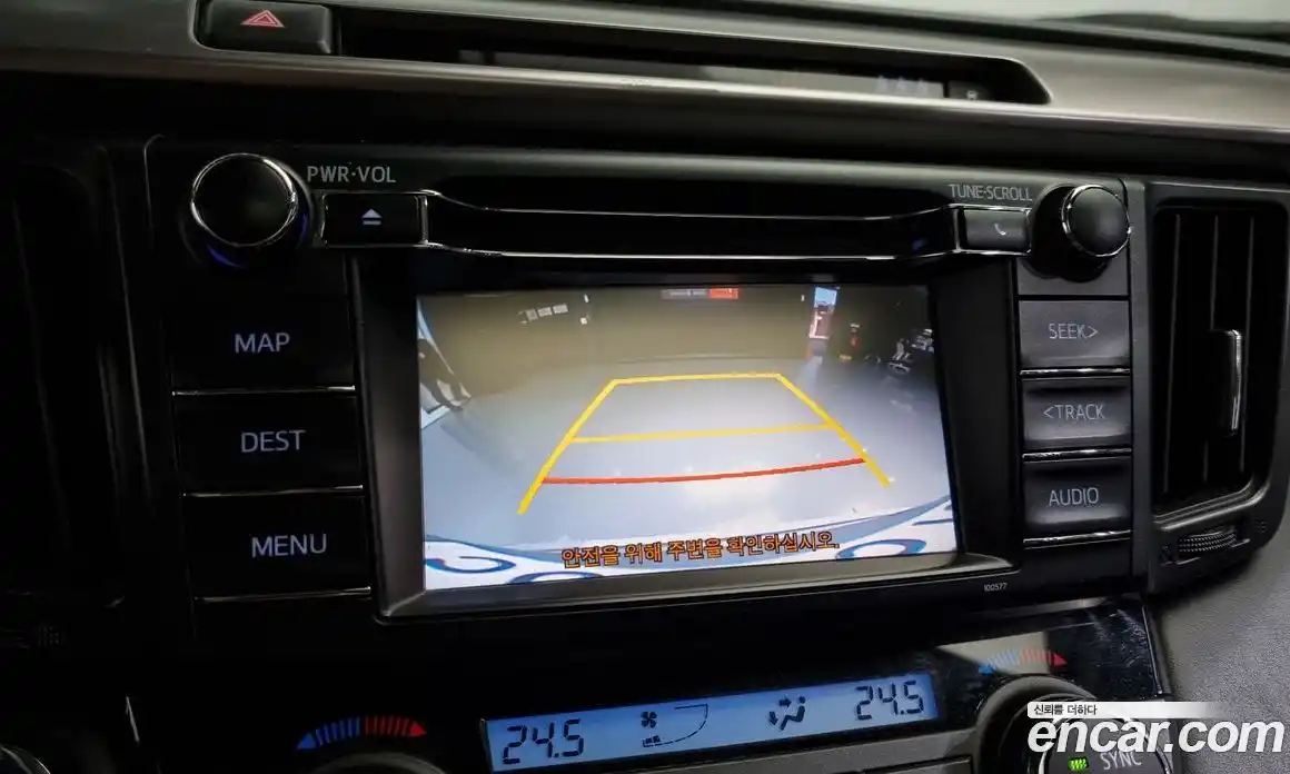 Toyota RAV4 2018 2.5 Автомат в Москве № 334915, фото 15