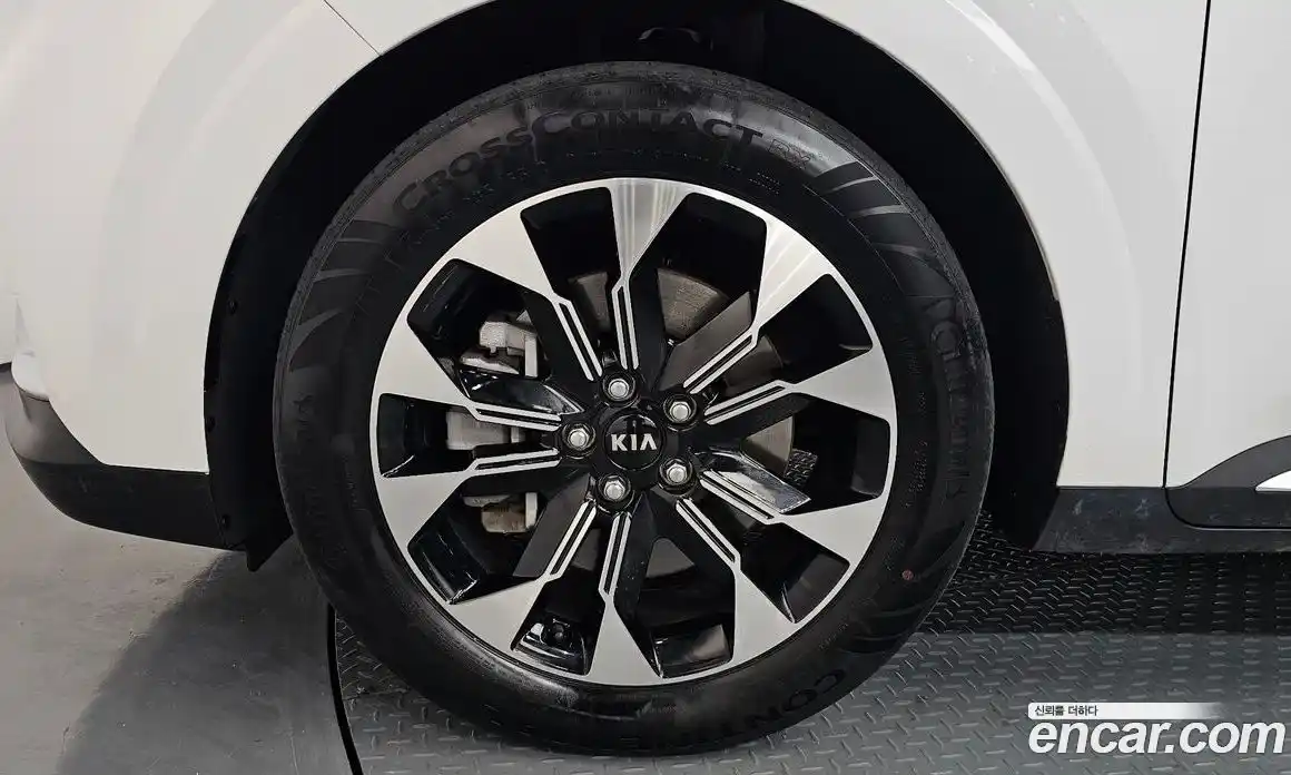 Kia Canival 2021 3.5 Автомат в Москве № 337593, фото 10