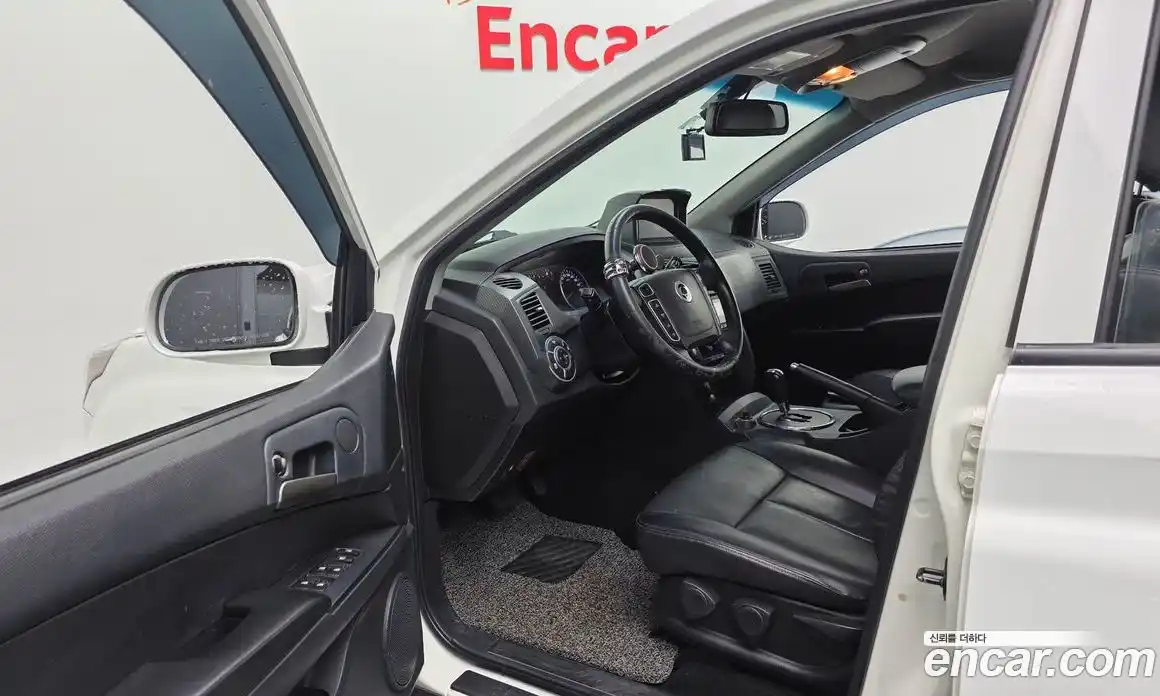 SsangYong Korando 2015 2.0 Автомат в Москве № 341612, фото 14