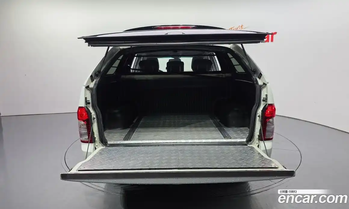 SsangYong Korando 2015 2.0 Автомат в Москве № 341612, фото 4