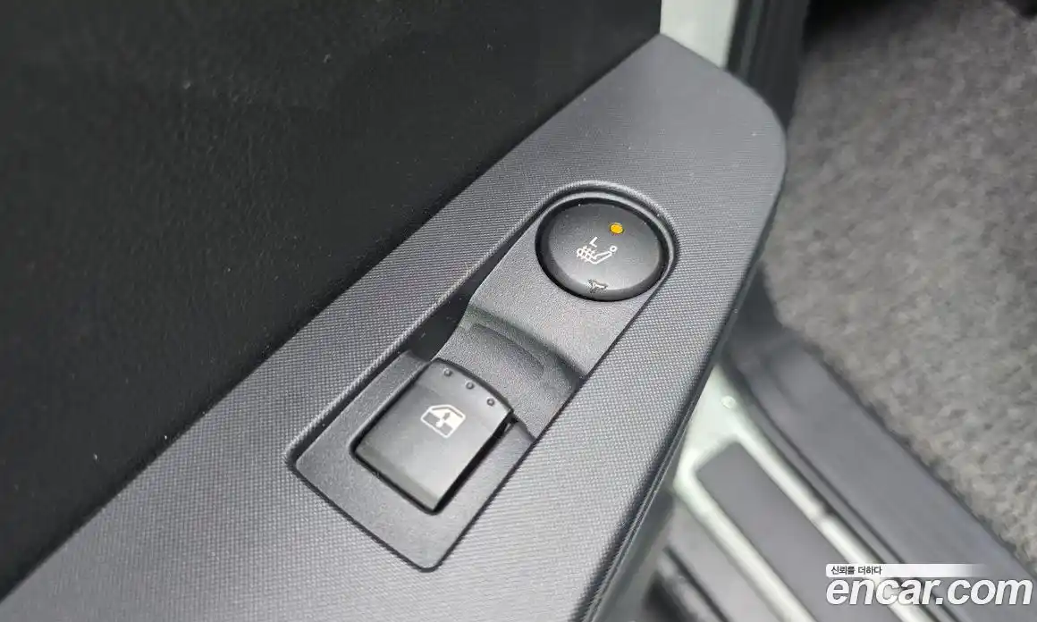 SsangYong Korando 2015 2.0 Автомат в Москве № 341612, фото 9