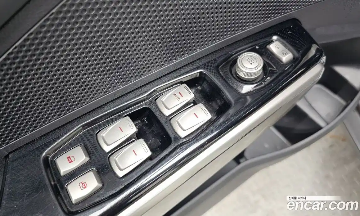 SsangYong TIBOLI 2017 1.6 Автомат в Москве № 35147, фото 15