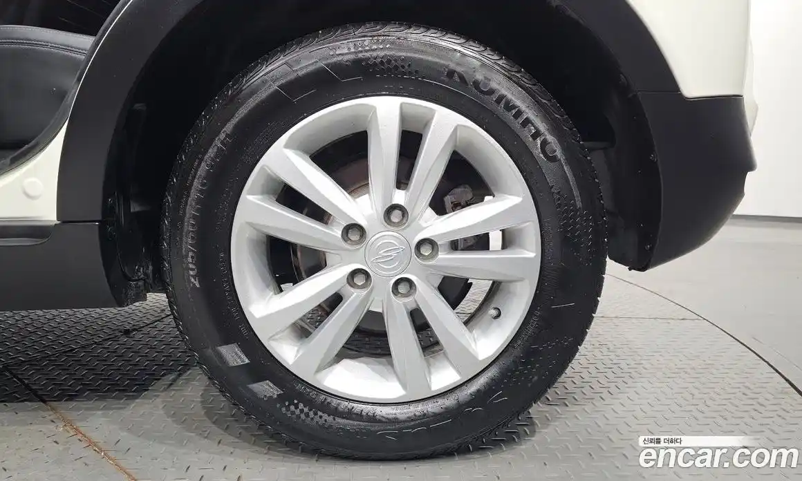 SsangYong TIBOLI 2017 1.6 Автомат в Москве № 35147, фото 3