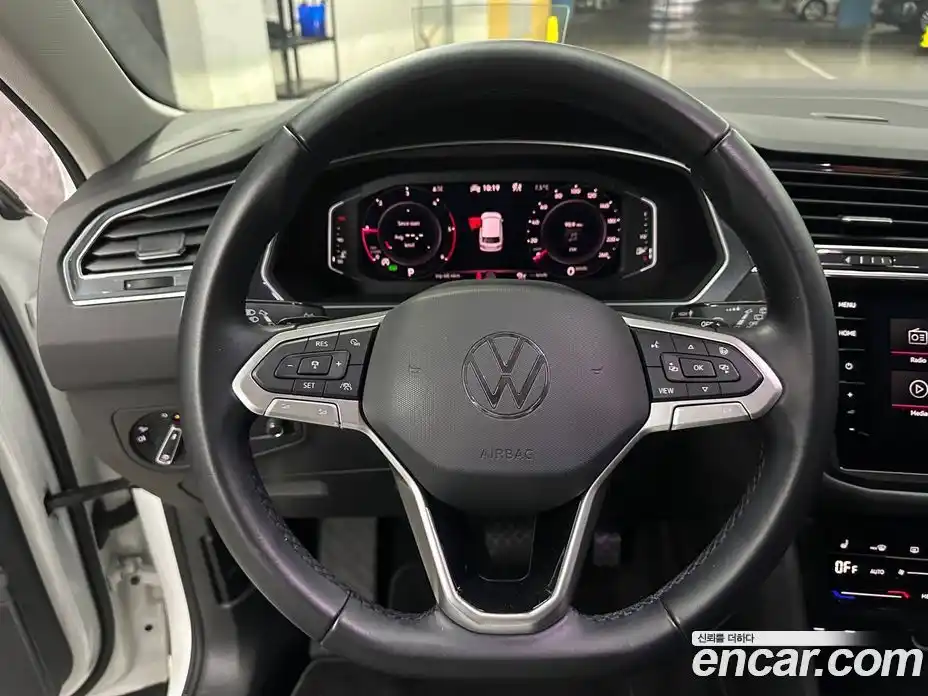 Volkswagen Tiguan 2023 2.0 Автомат в Москве № 358993, фото 5