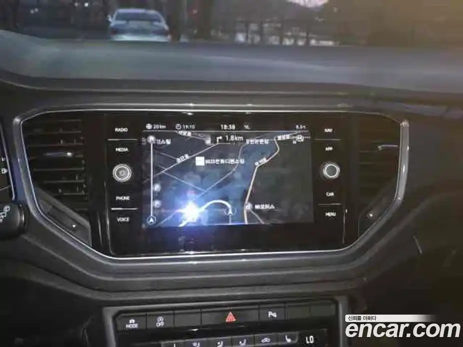 Volkswagen T-Roc 2022 2.0 Автомат в Москве № 359022, фото 15