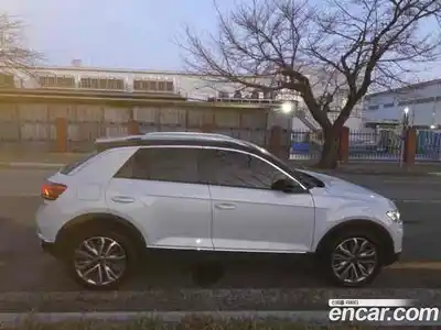 Volkswagen T-Roc 2022 2.0 Автомат в Москве № 359022, миниатюра 7