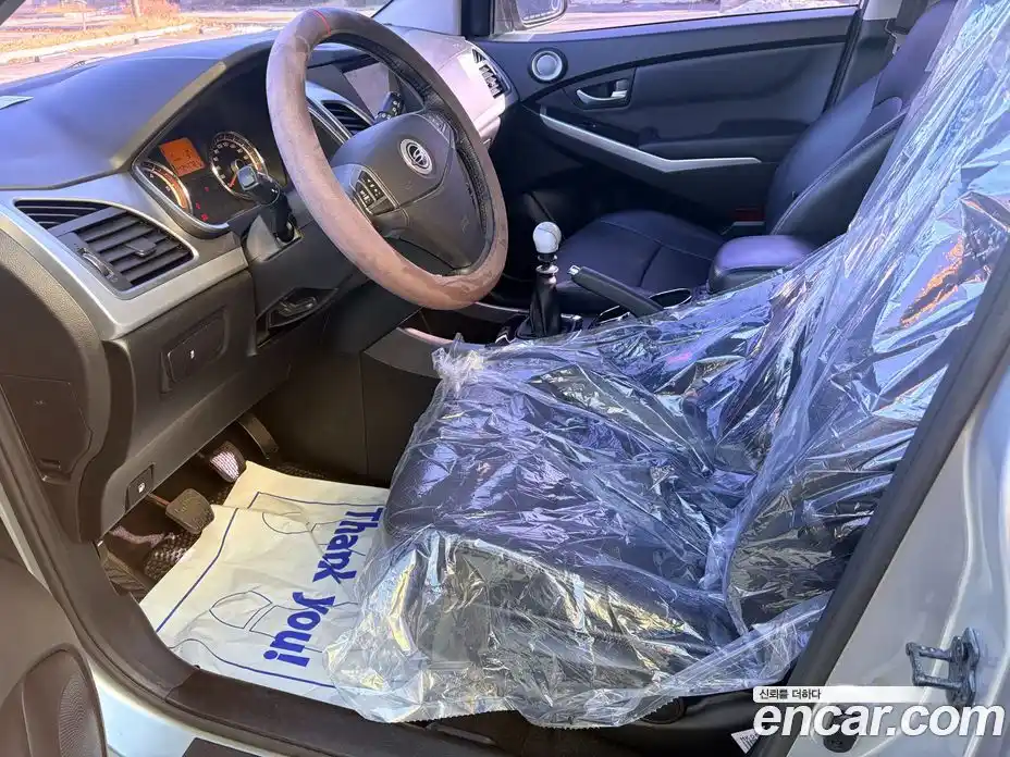 SsangYong Korando 2014 2.0 Механическая в Москве № 35973, фото 13