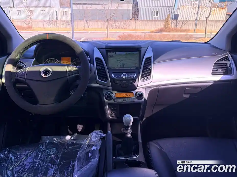 SsangYong Korando 2014 2.0 Механическая в Москве № 35973, фото 15