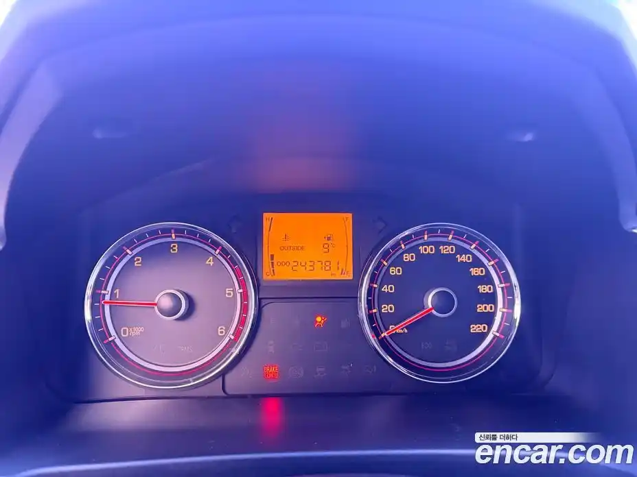 SsangYong Korando 2014 2.0 Механическая в Москве № 35973, фото 10