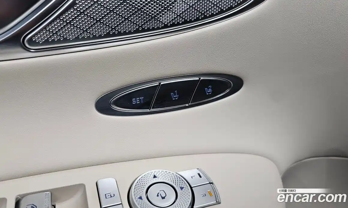 Genesis GV70 2021 2.5 Автомат в Москве № 364552, фото 17