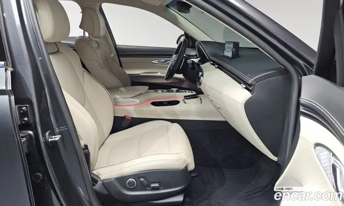 Genesis GV70 2021 2.5 Автомат в Москве № 364552, фото 10