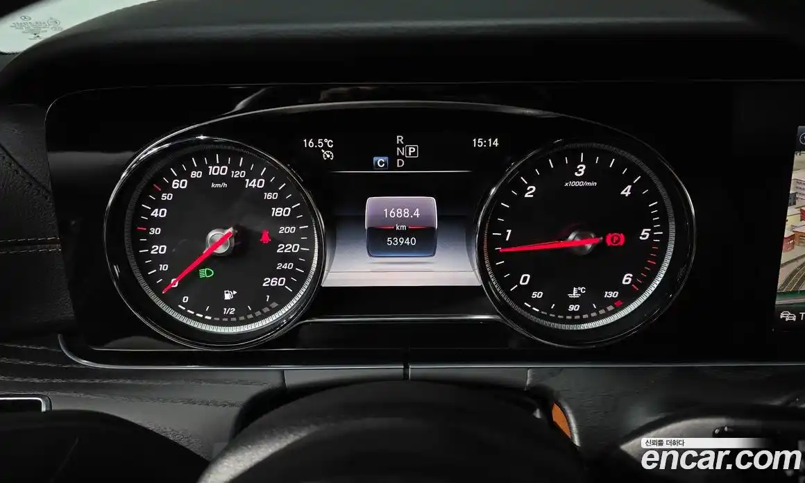 Mercedes-Benz E-Class 2019 1.9 Автомат в Москве № 371832, фото 8