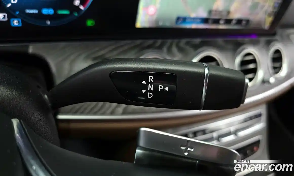 Mercedes-Benz E-Class 2022 2.0 Автомат в Москве № 372163, фото 9