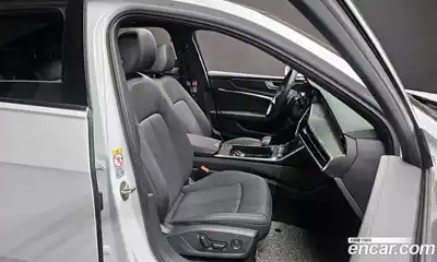 Audi A6 2023 2.0 Автомат в Москве № 372783, миниатюра 12