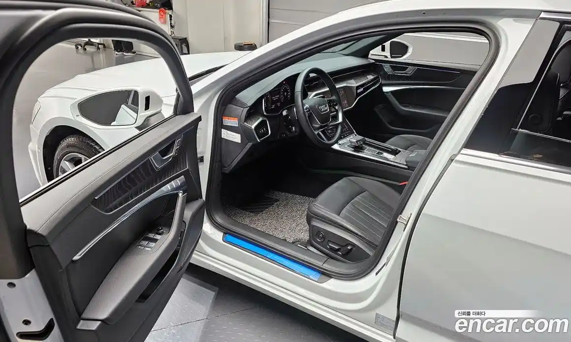 Audi A6 2023 2.0 Автомат в Москве № 372783, фото 10