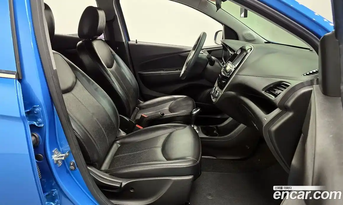 Chevrolet Spark 2018 1.0 Автомат в Москве № 37959, фото 17