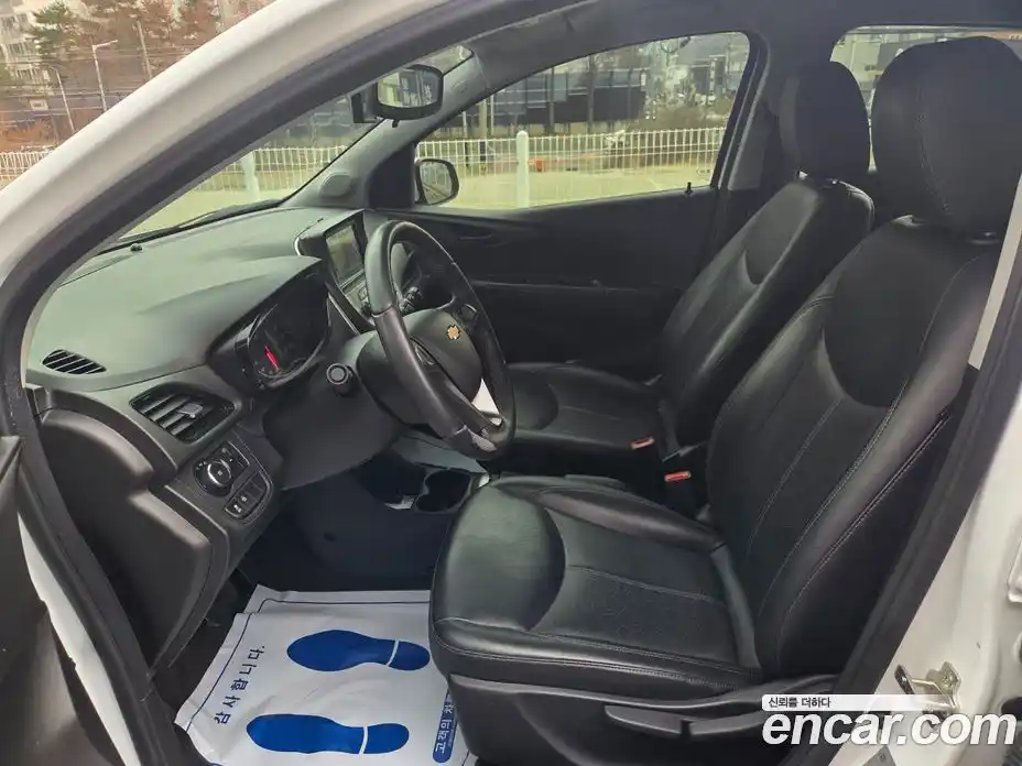 Chevrolet Spark 2016 1.0 Автомат в Москве № 38267, фото 11