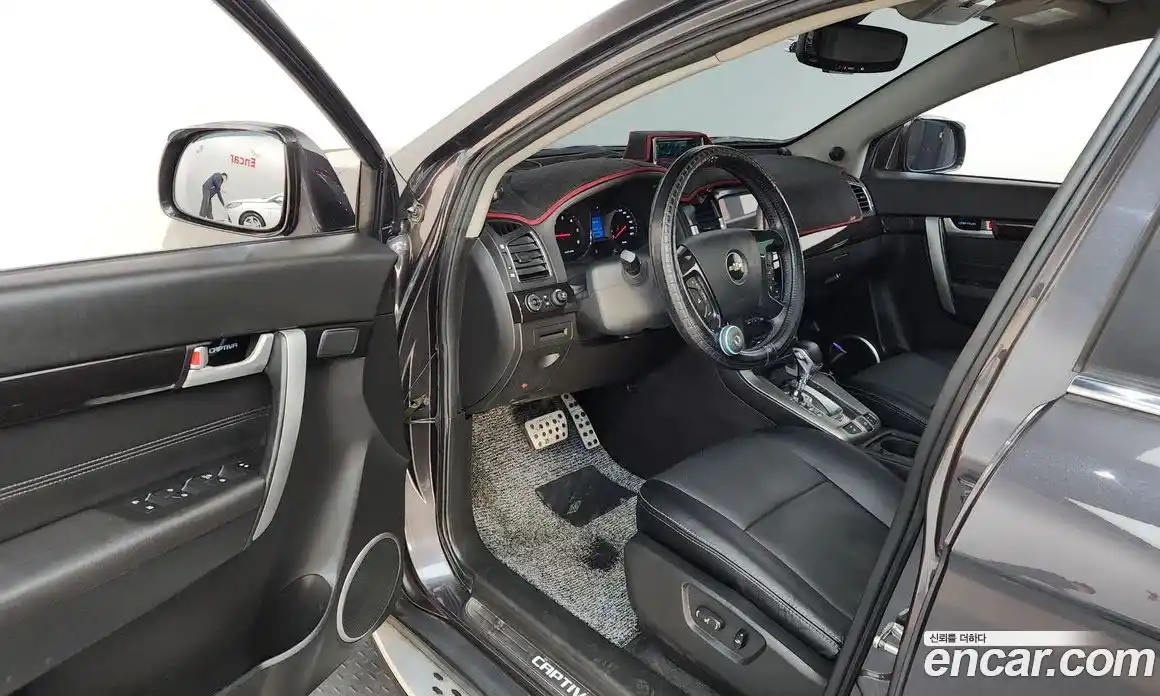 Chevrolet Captiva 2013 2.2 Автомат в Москве № 38486, фото 17
