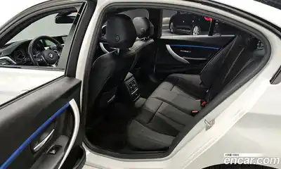 BMW 3-Series 2018 2.0 Автомат в Москве № 386075, миниатюра 12