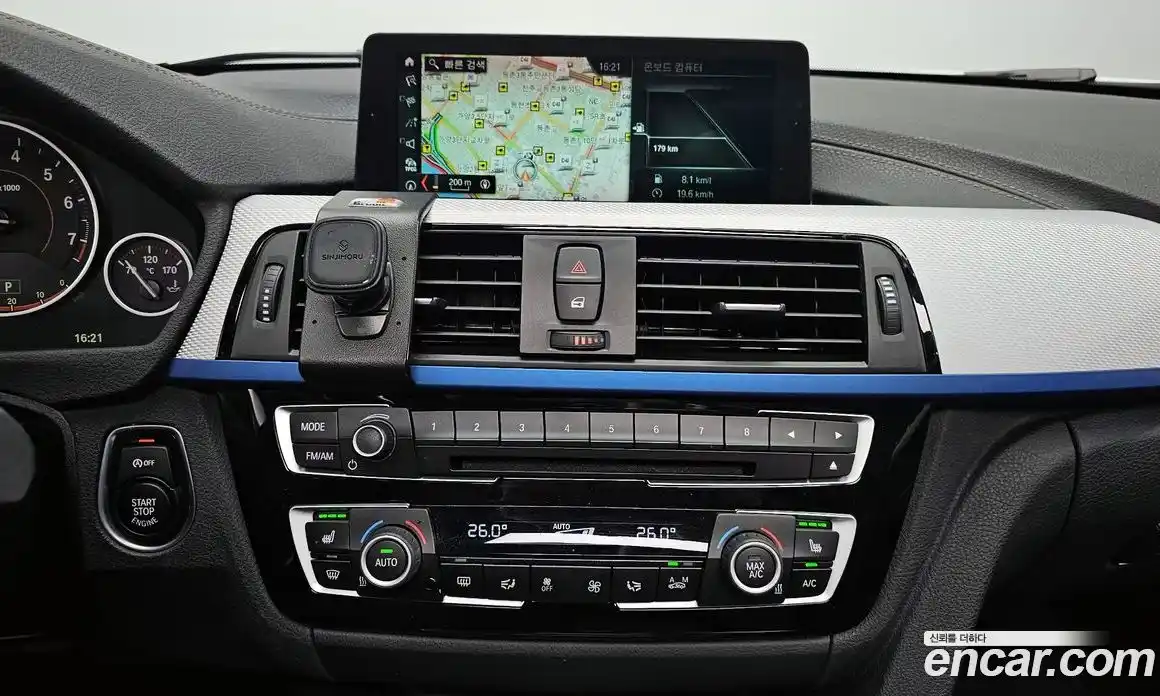 BMW 3-Series 2018 2.0 Автомат в Москве № 386075, фото 14