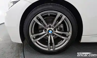 BMW 3-Series 2018 2.0 Автомат в Москве № 386075, миниатюра 5