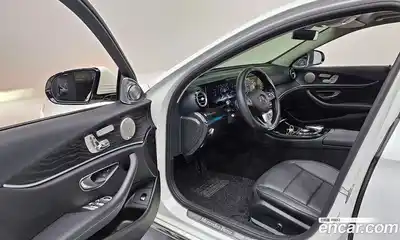 Mercedes-Benz E-Class 2017 2.0 Автомат в Москве № 388161, миниатюра 11