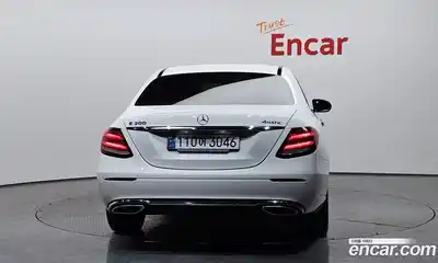 Mercedes-Benz E-Class 2017 2.0 Автомат в Москве № 388161, миниатюра 4
