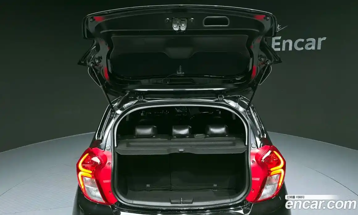 Chevrolet Spark 2019 1.0 Автомат в Москве № 38985, фото 11